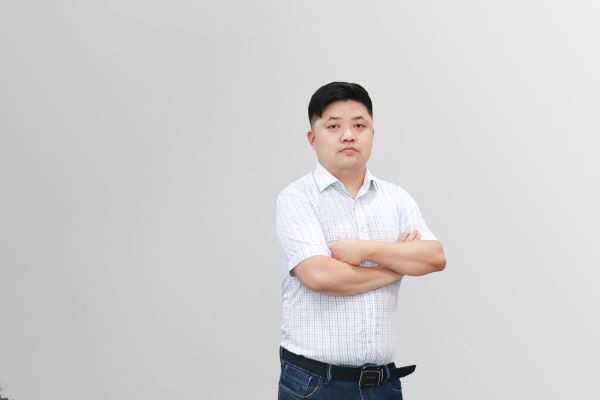 王智颖.jpg
