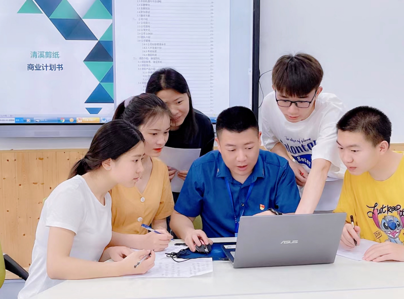 QQ截图20230512091906.png